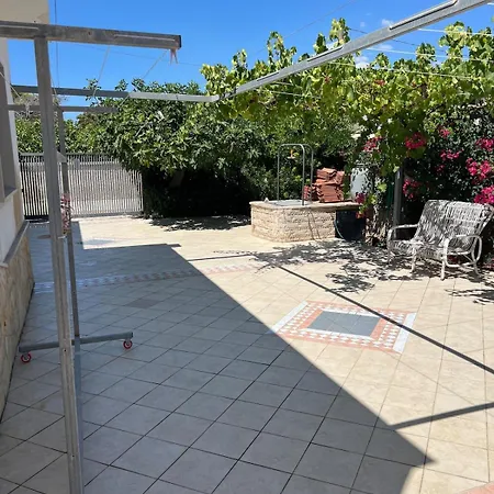 Buganvilla Sul Mare Indipendente Con Parcheggio Privato